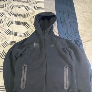 Nike Men's Dark Gray Hooded Performance Jacket